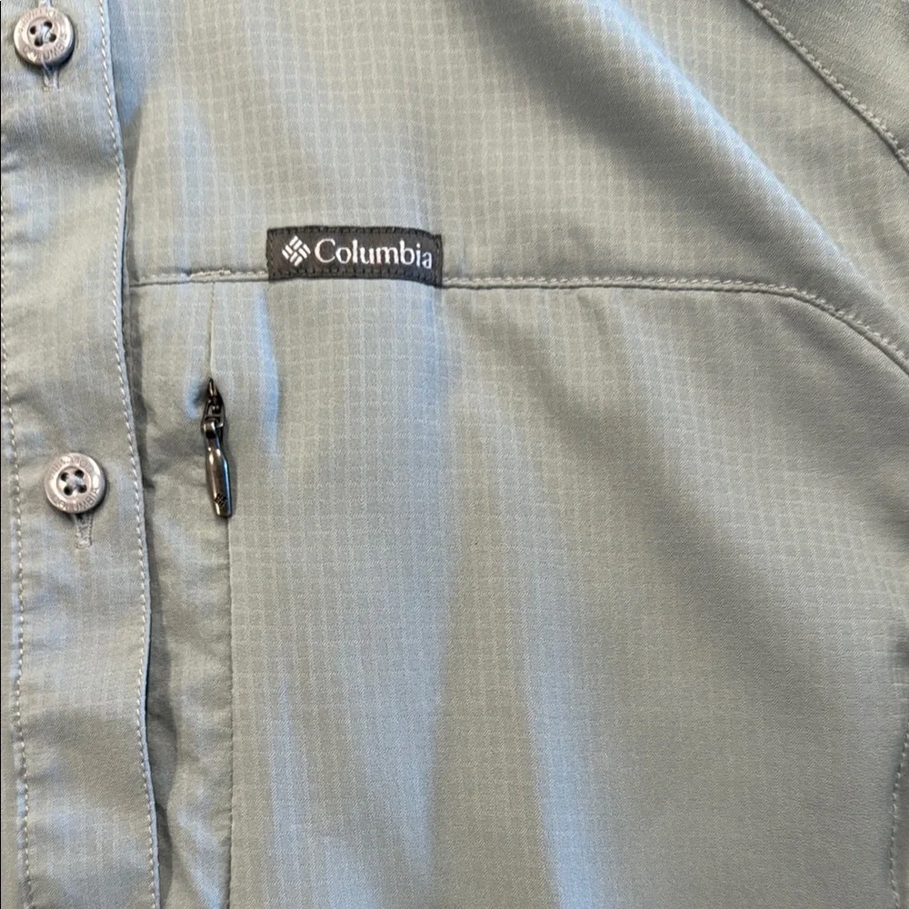 Columbia Women's Blouse - Gray - Picture 3 of 4